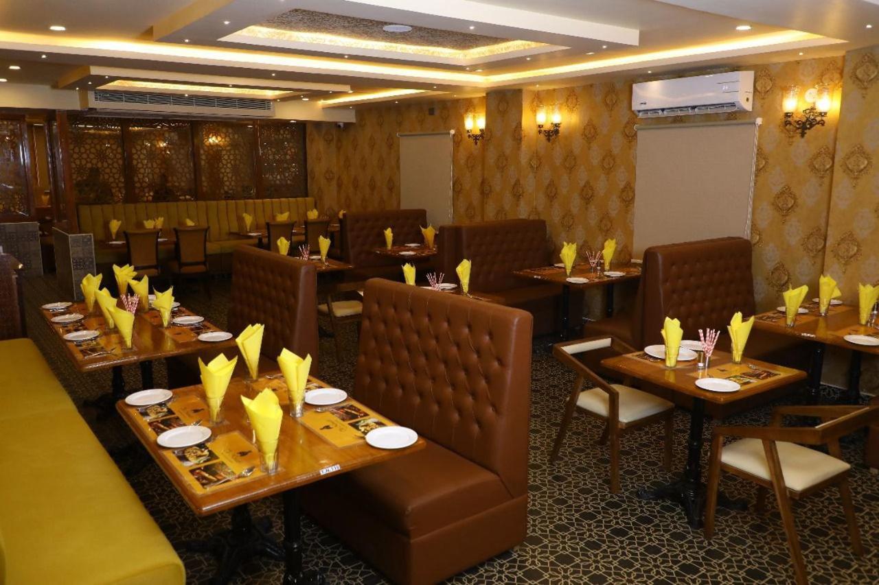 Hotel Windsor Plaza Hyderabad Ngoại thất bức ảnh