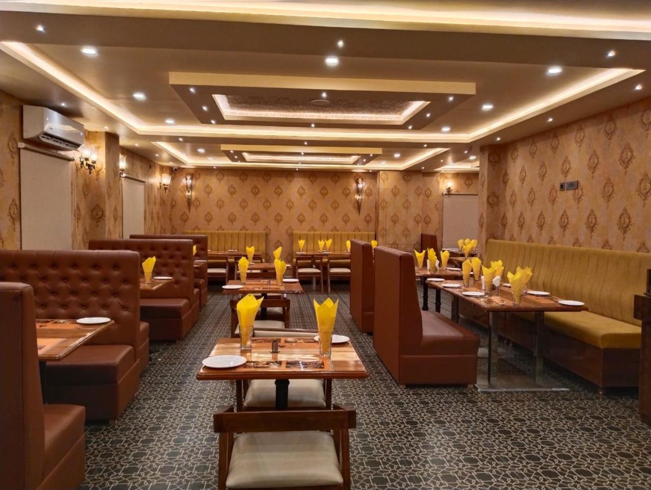 Hotel Windsor Plaza Hyderabad Ngoại thất bức ảnh